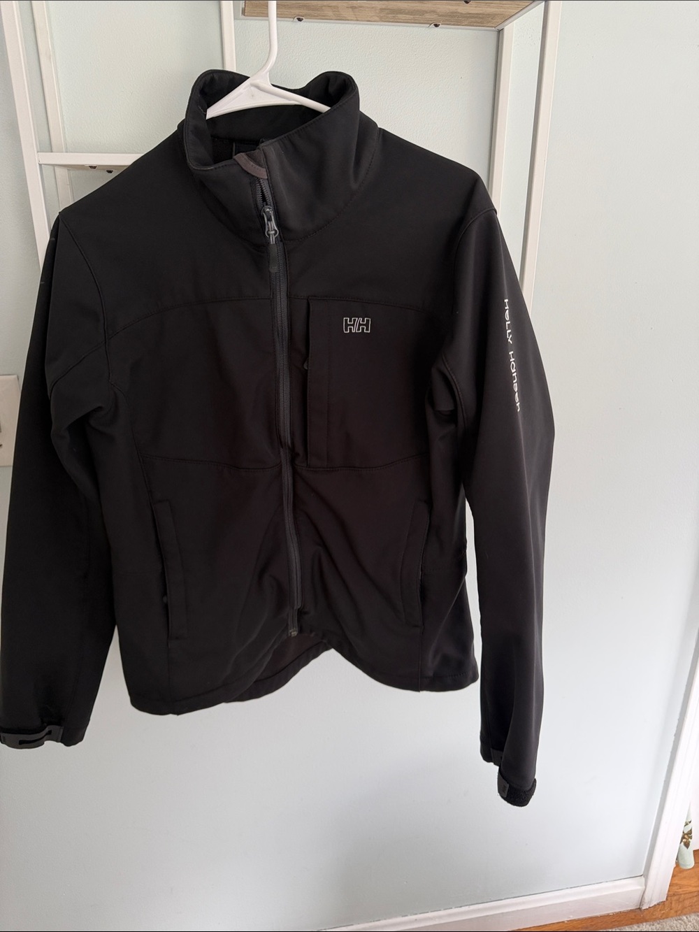 Helly Hansen Black Softshell Full-Zip Jacket